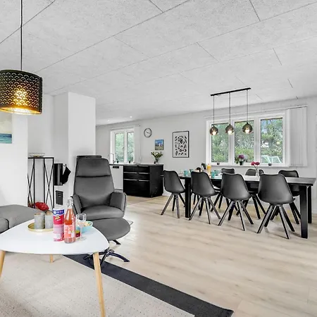 Gorgeous In With Kitchen Blavand