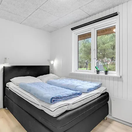 Сasa de vacaciones Preciosa Casa En Blåvand Con Sauna *