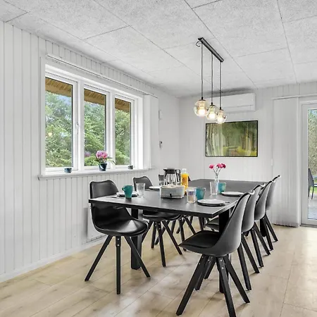 Сasa de vacaciones Preciosa Casa En Blåvand Con Sauna