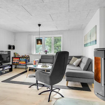 Сasa de vacaciones Preciosa Casa En Blåvand Con Sauna Blåvand